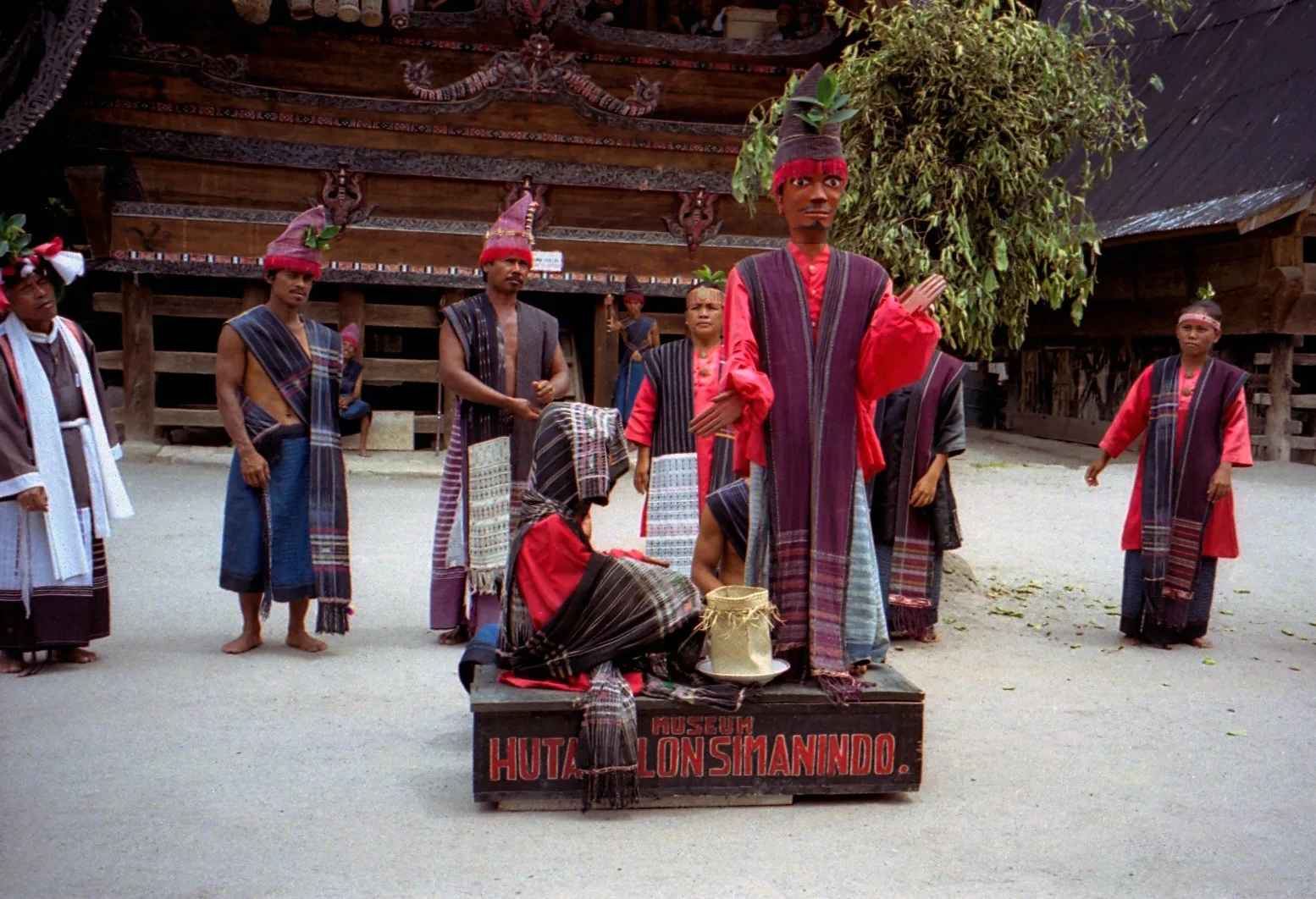 Sigale-gale Batak — Pulau Samosir