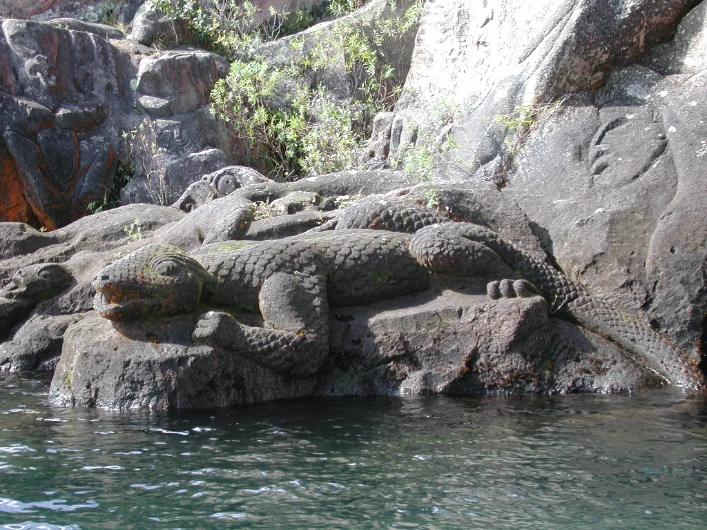 Taniwha rock carving — Lake Taupo
